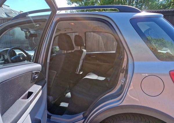 Suzuki SX4 cena 18000 przebieg: 203537, rok produkcji 2012 z Szczecin małe 67